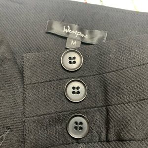 Woman size medium pants by Westport. Lots of stretch knew without tags.